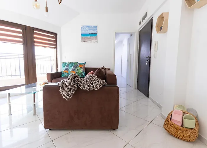 Seastоry By Rv Warna